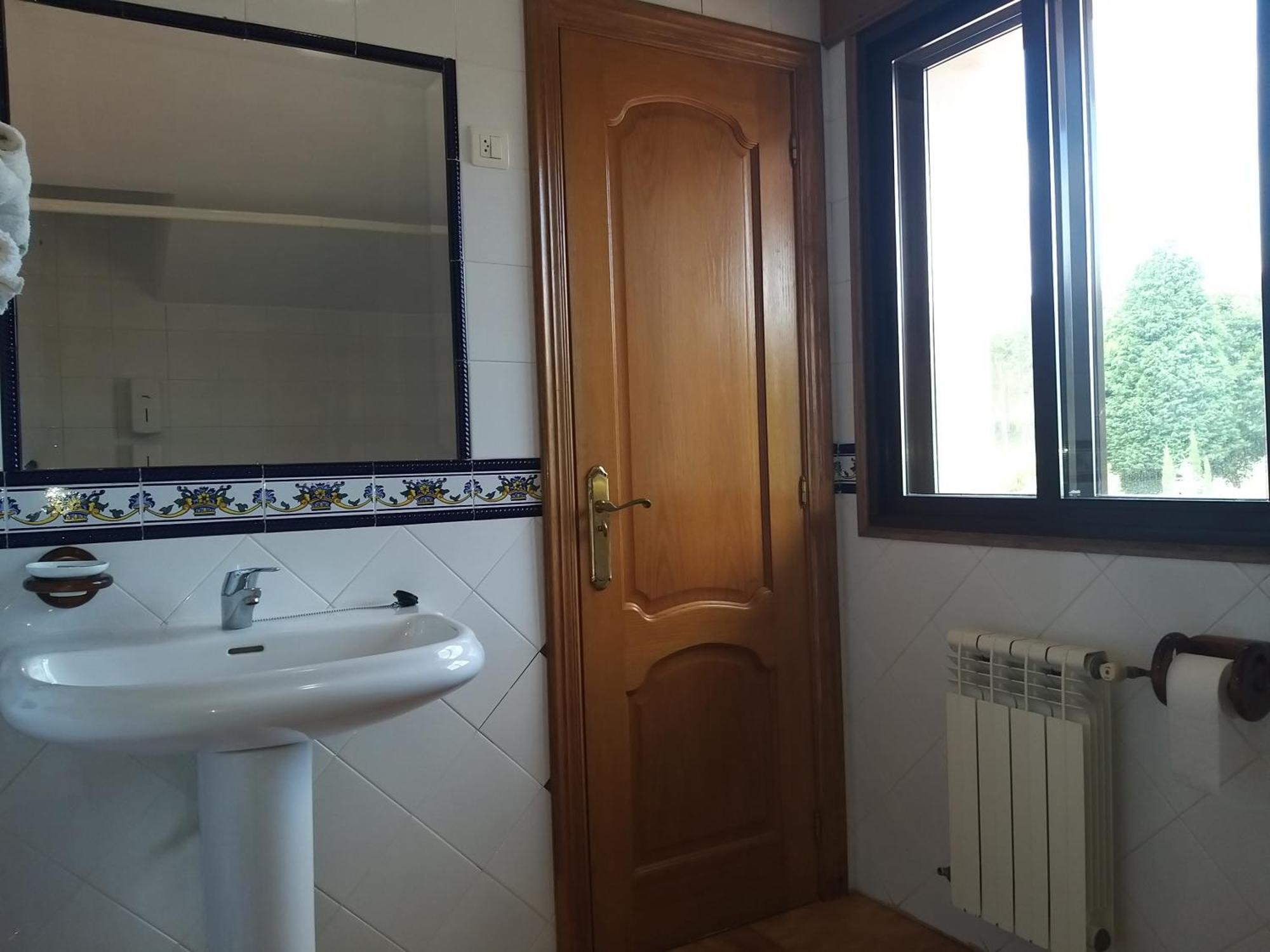 Hostal Restaurante O'Cadaval Frades Phòng bức ảnh