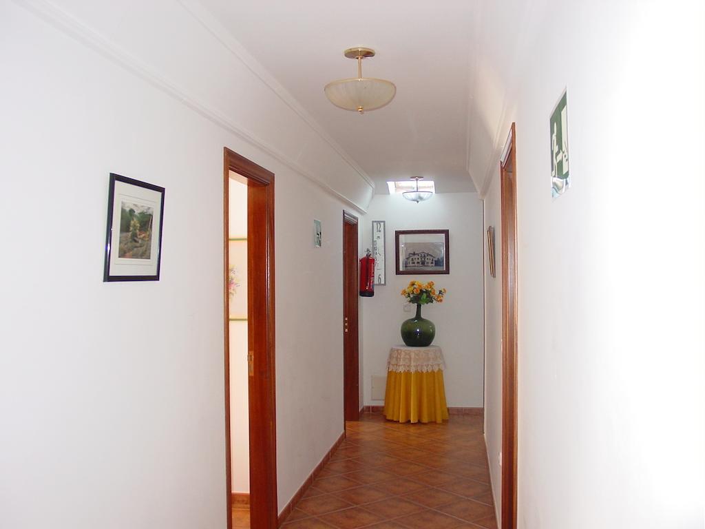 Hostal Restaurante O'Cadaval Frades Ngoại thất bức ảnh